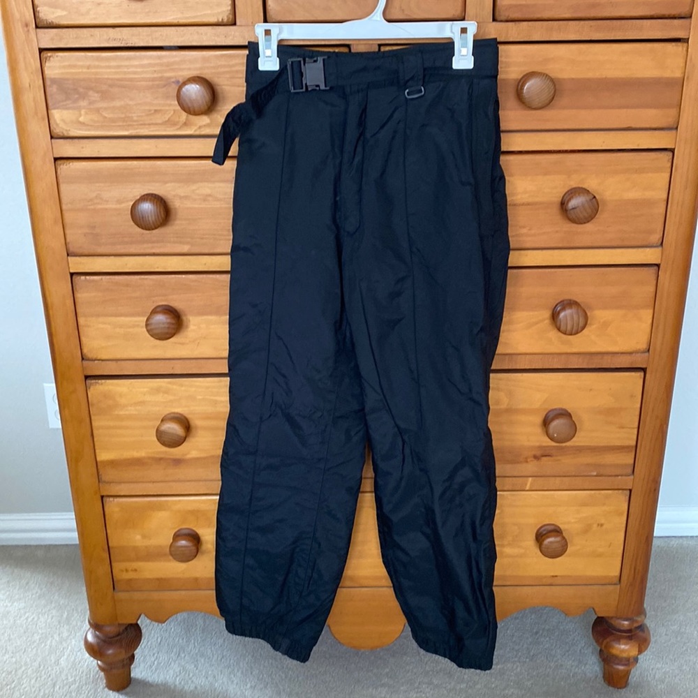 Black ski pants